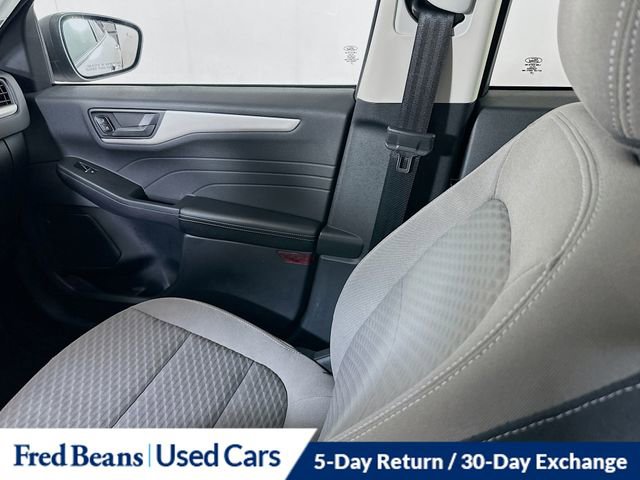 Used 2022 Ford Escape SE w/ Convenience Package image 25