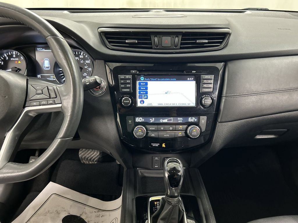 Used 2017 Nissan Rogue SL w/ SL Premium Package AWD/4WD image 19