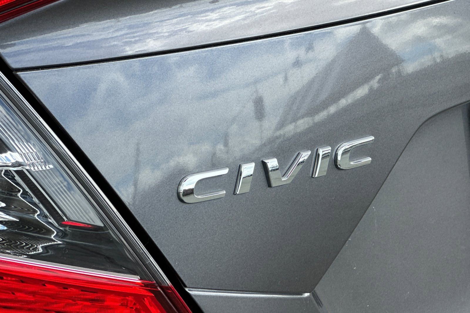 Used 2018 Honda Civic EX-T image 26