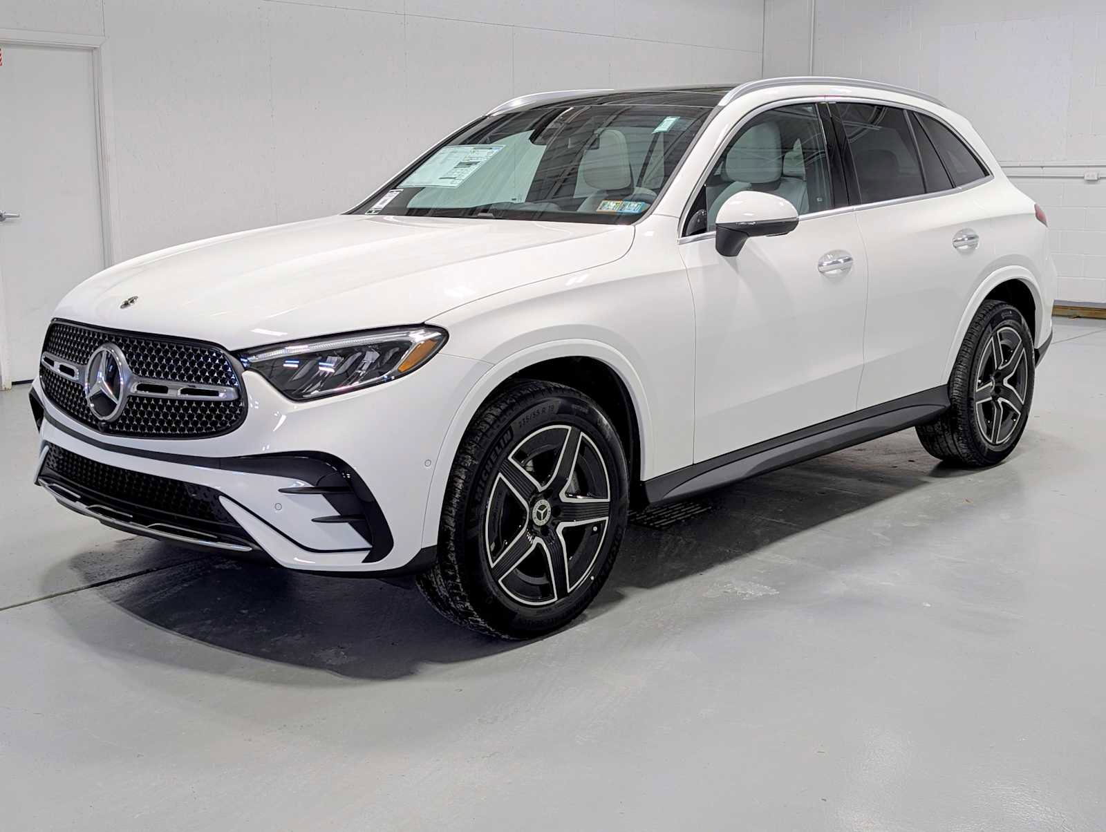 New 2026 Mercedes-Benz GLC 300 GLC 300 image 1