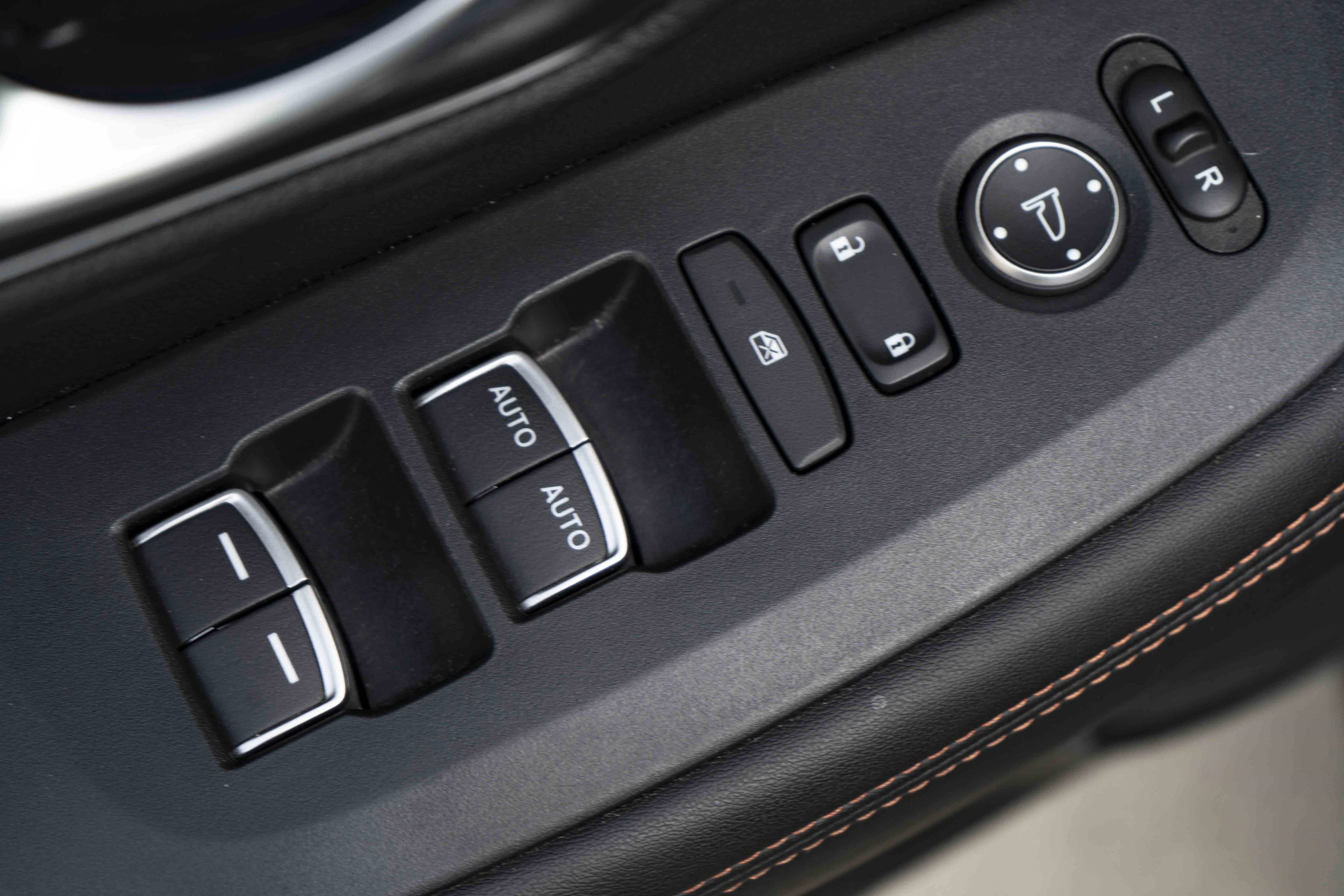 Used 2023 Honda HR-V Sport image 38