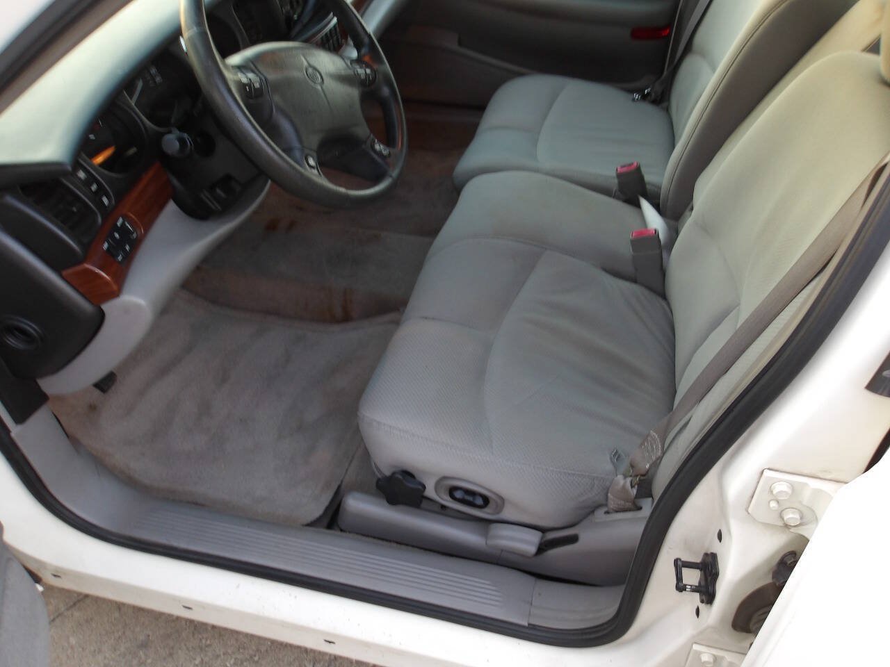 Used 2004 Buick Le Sabre Custom FWD image 5