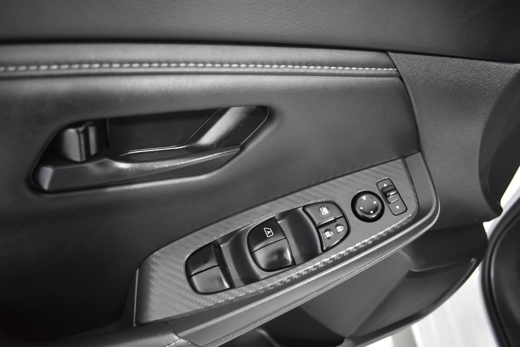 Certified 2025 Nissan Sentra S FWD image 15
