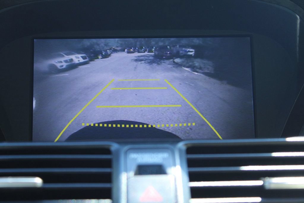 Used 2012 Acura TL w/ Technology Package FWD image 17