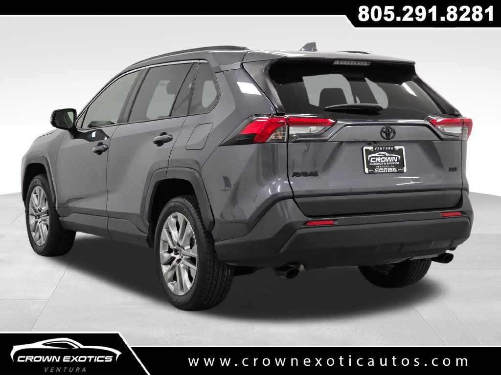 Used 2023 Toyota RAV4 XLE Premium FWD image 5