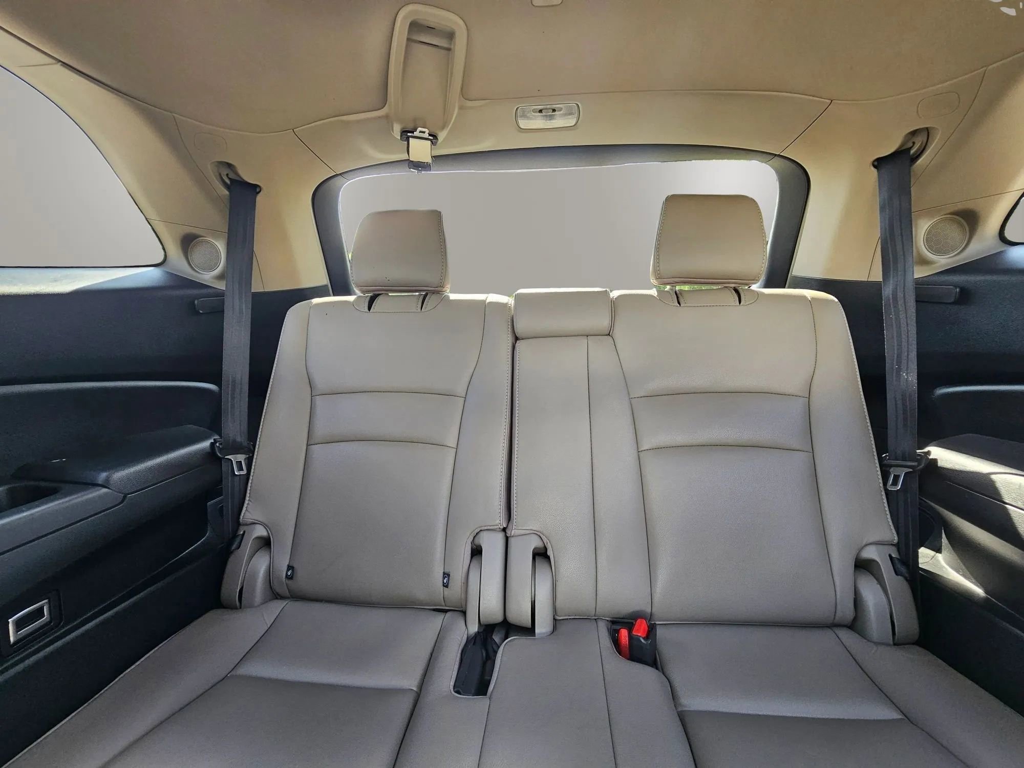 Used 2016 Honda Pilot Elite image 20
