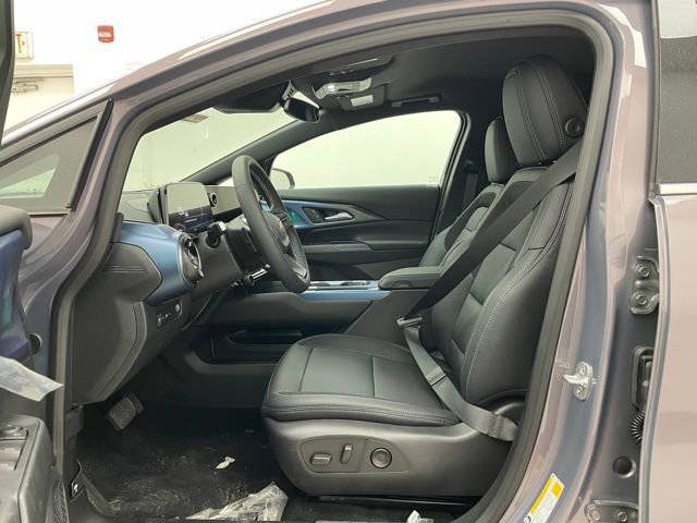 New 2026 Chevrolet Equinox EV LT image 8