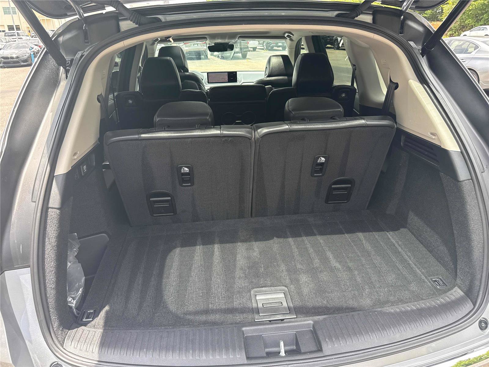 Used 2023 Acura MDX w/ Technology Package FWD image 31