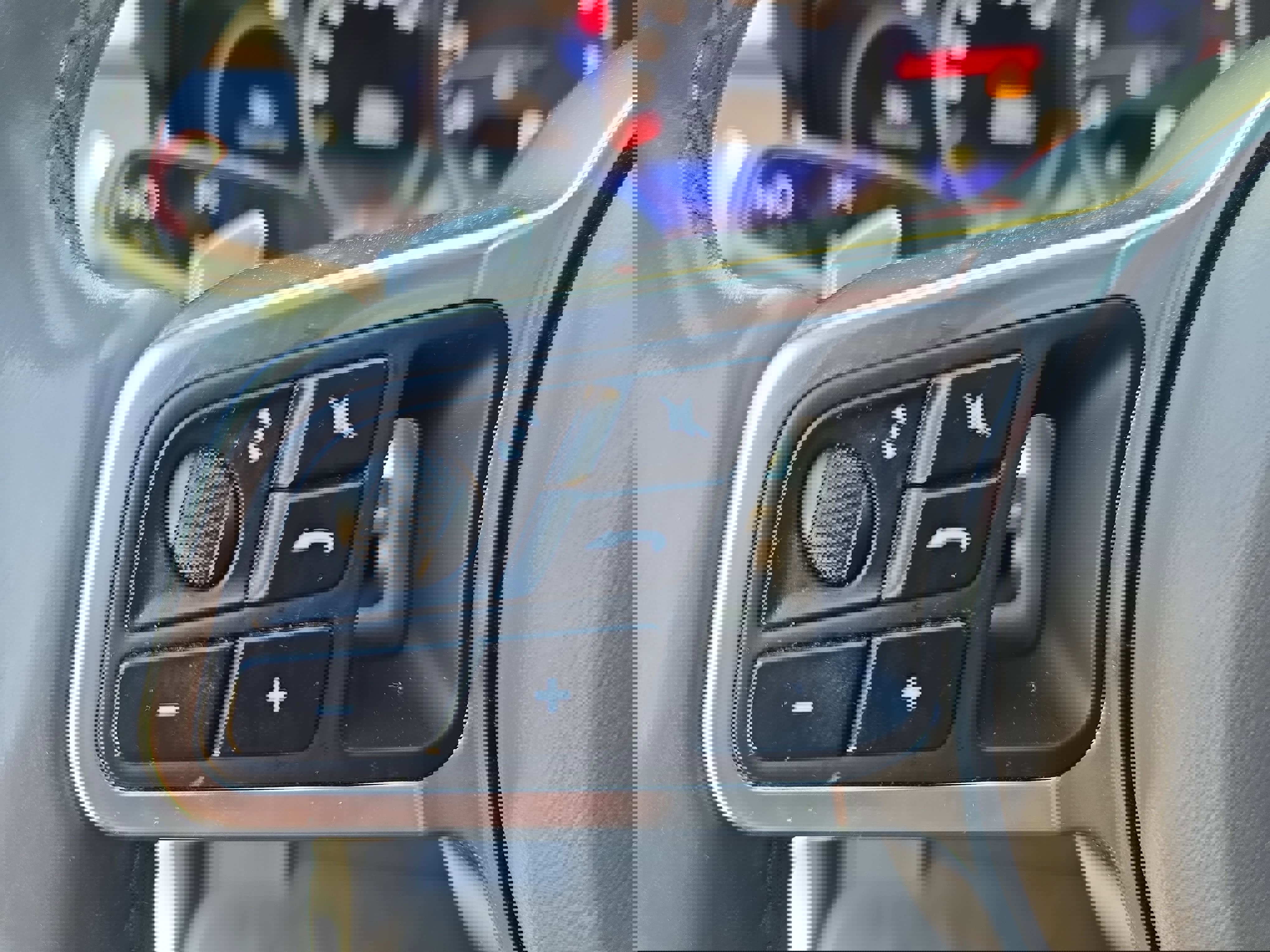 Used 2020 Porsche Cayenne AWD/4WD image 17