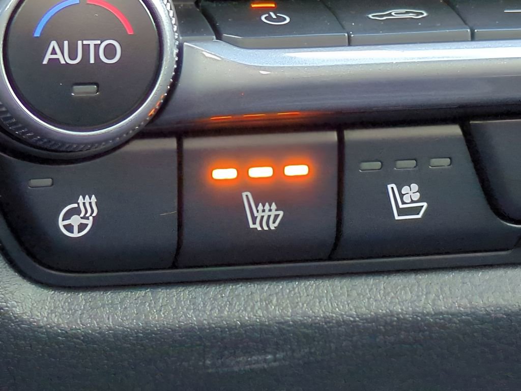 Used 2024 MAZDA CX-50 AWD 2.5 Turbo image 23