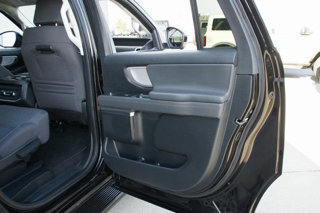 Used 2025 Ford Expedition Max Active image 29
