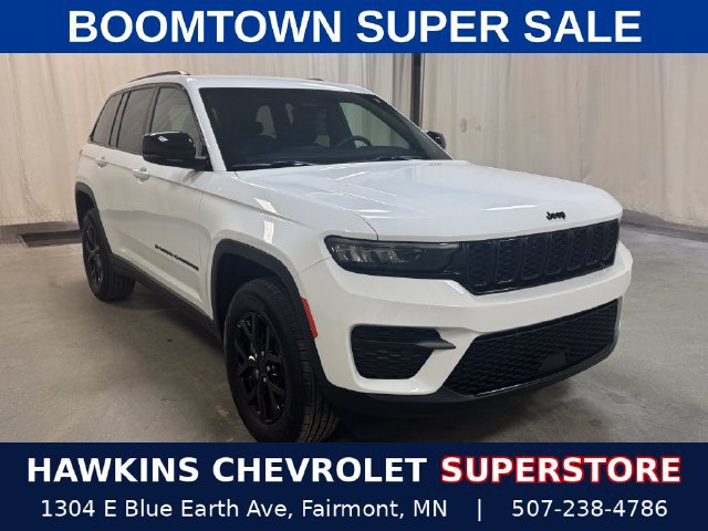 Used 2025 Jeep Grand Cherokee Altitude