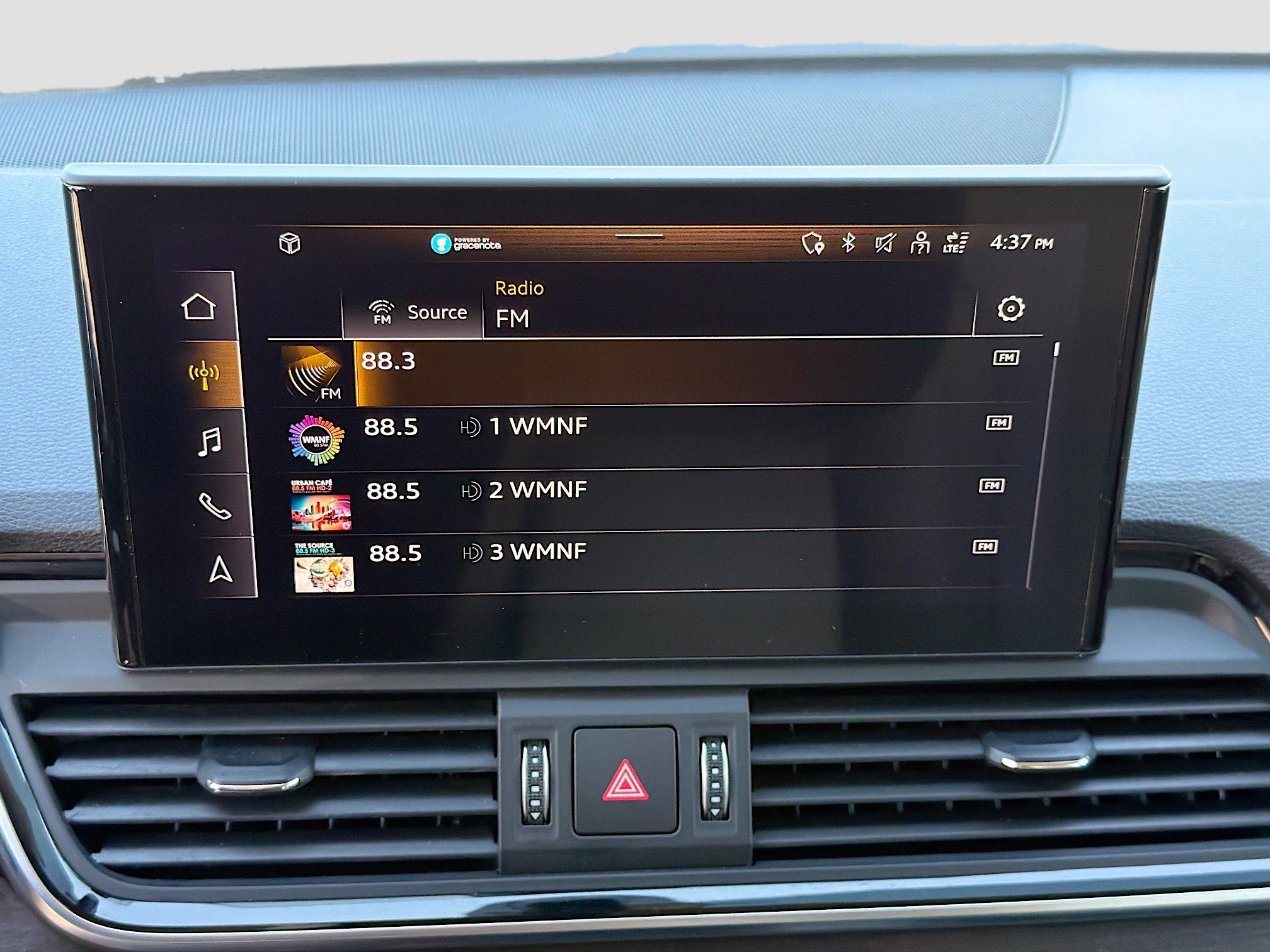 Used 2021 Audi Q5 Premium Plus w/ Premium Plus Package image 31