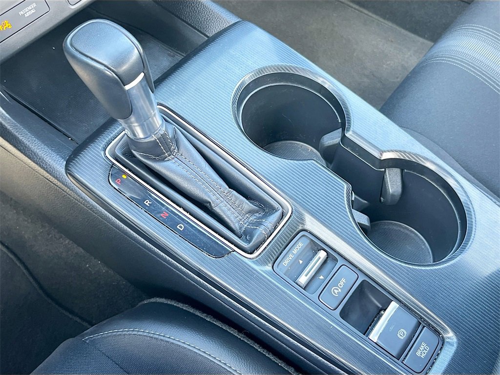 Used 2023 Honda Civic Sport image 16