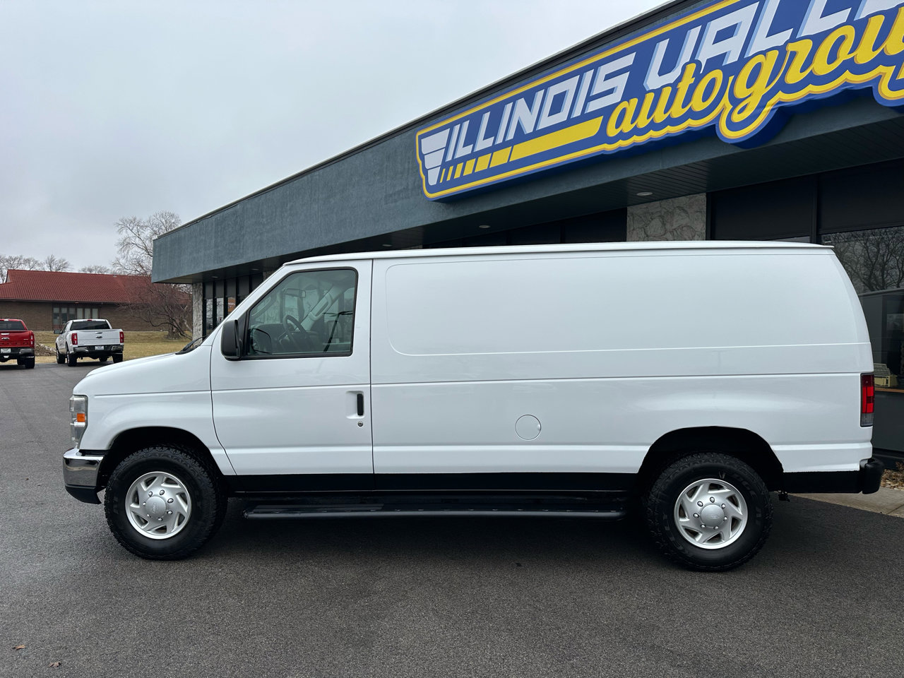 Used 2011 Ford E-250 and Econoline 250 w/ PWR Group image 4