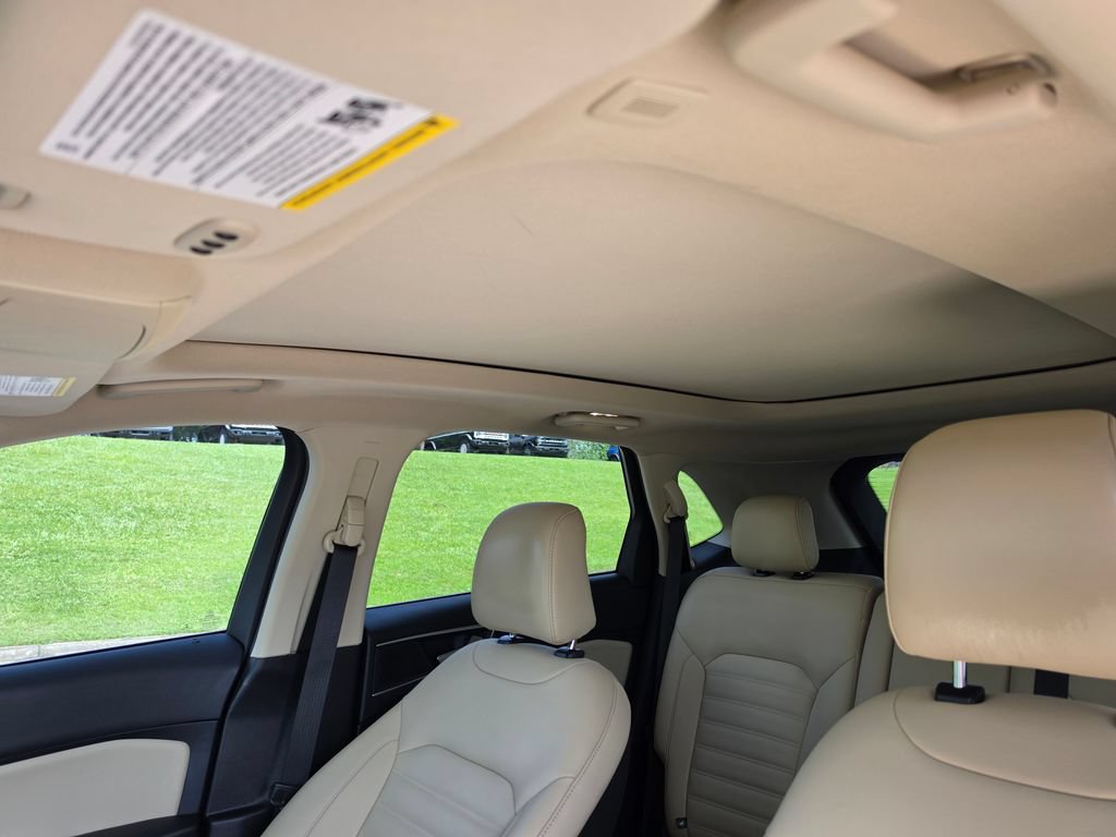 Used 2021 Ford Edge SEL w/ Convenience Package AWD/4WD image 33