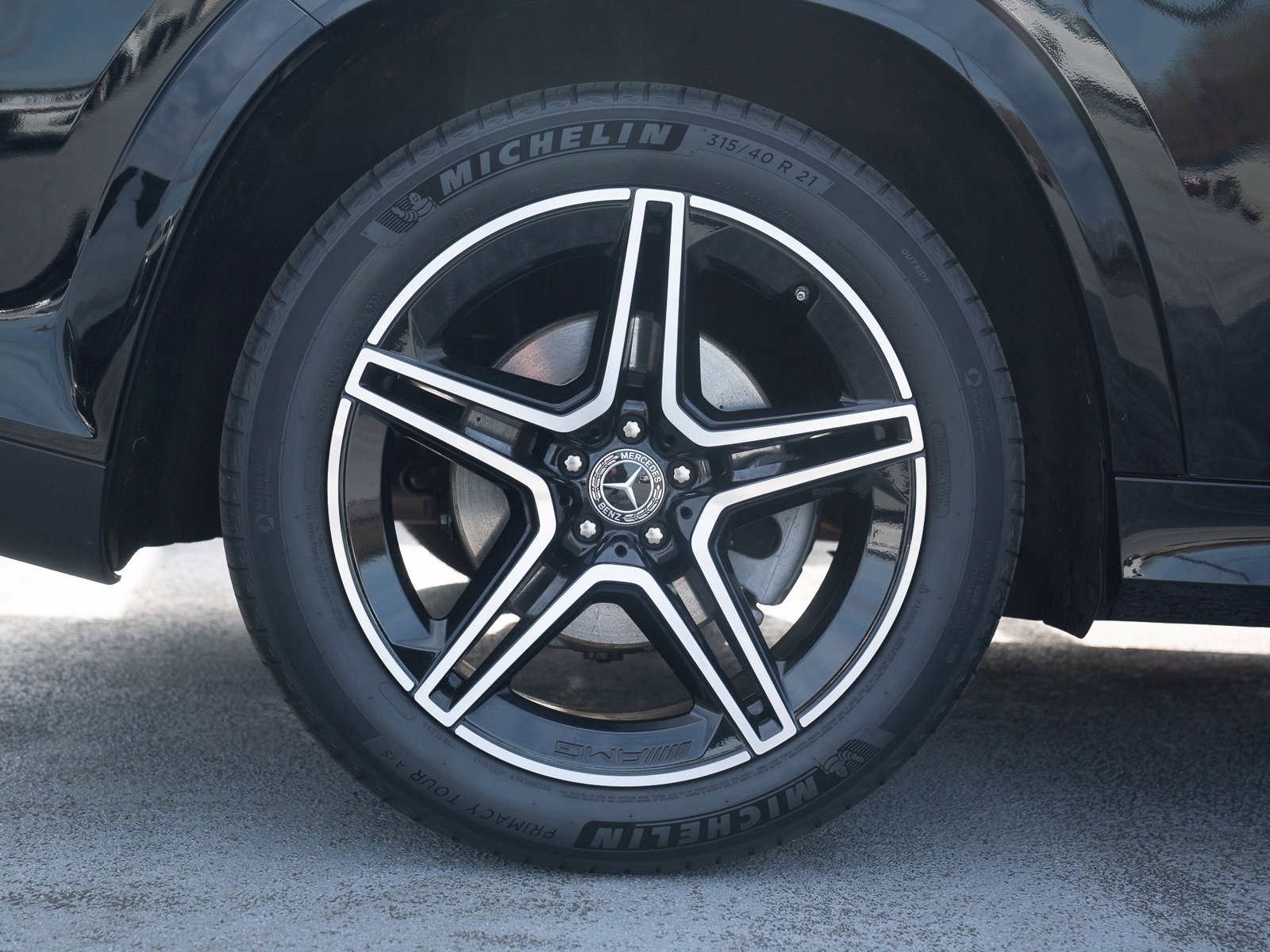 Certified 2023 Mercedes-Benz GLS 450 4MATIC image 11