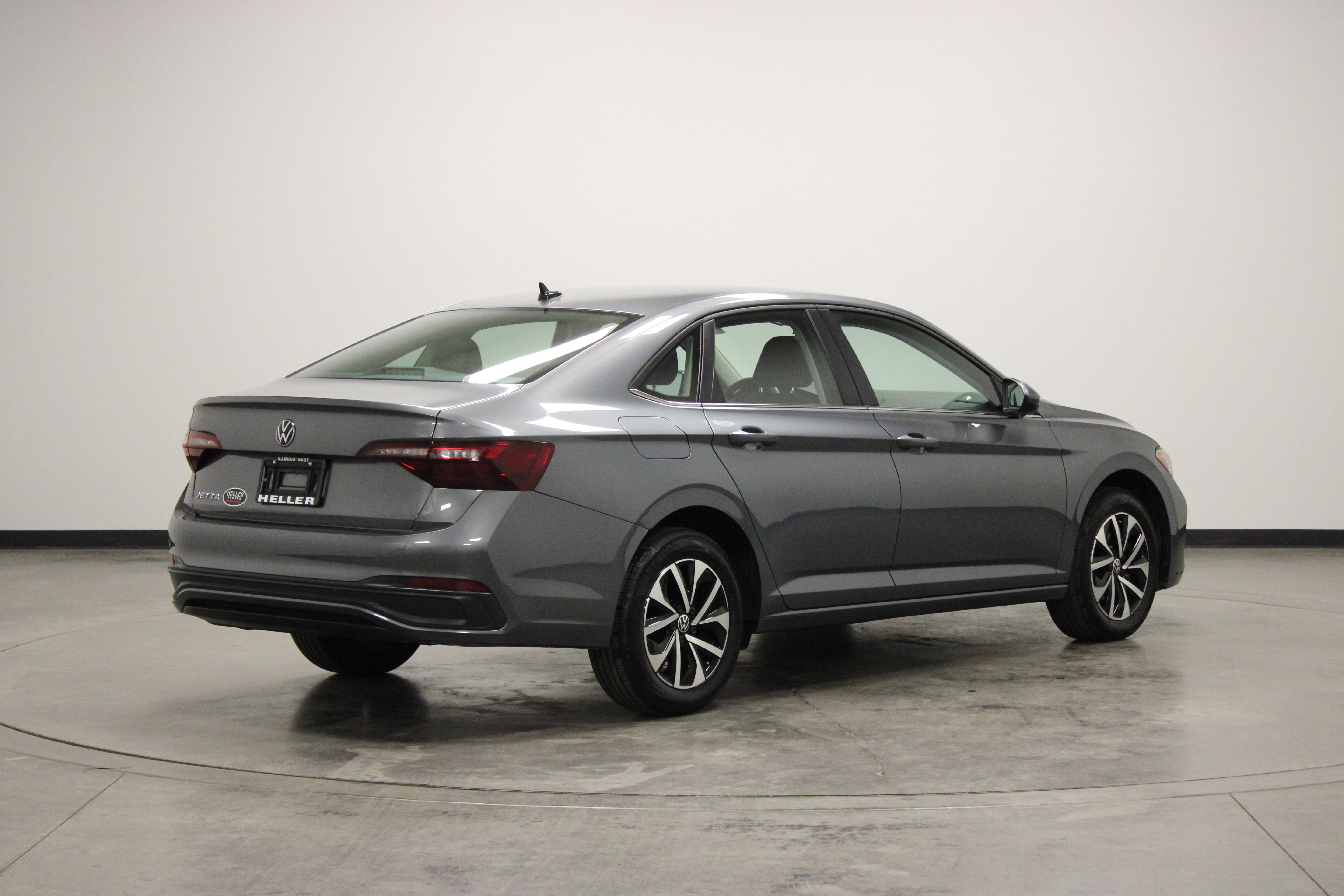 Used 2024 Volkswagen Jetta S FWD image 8