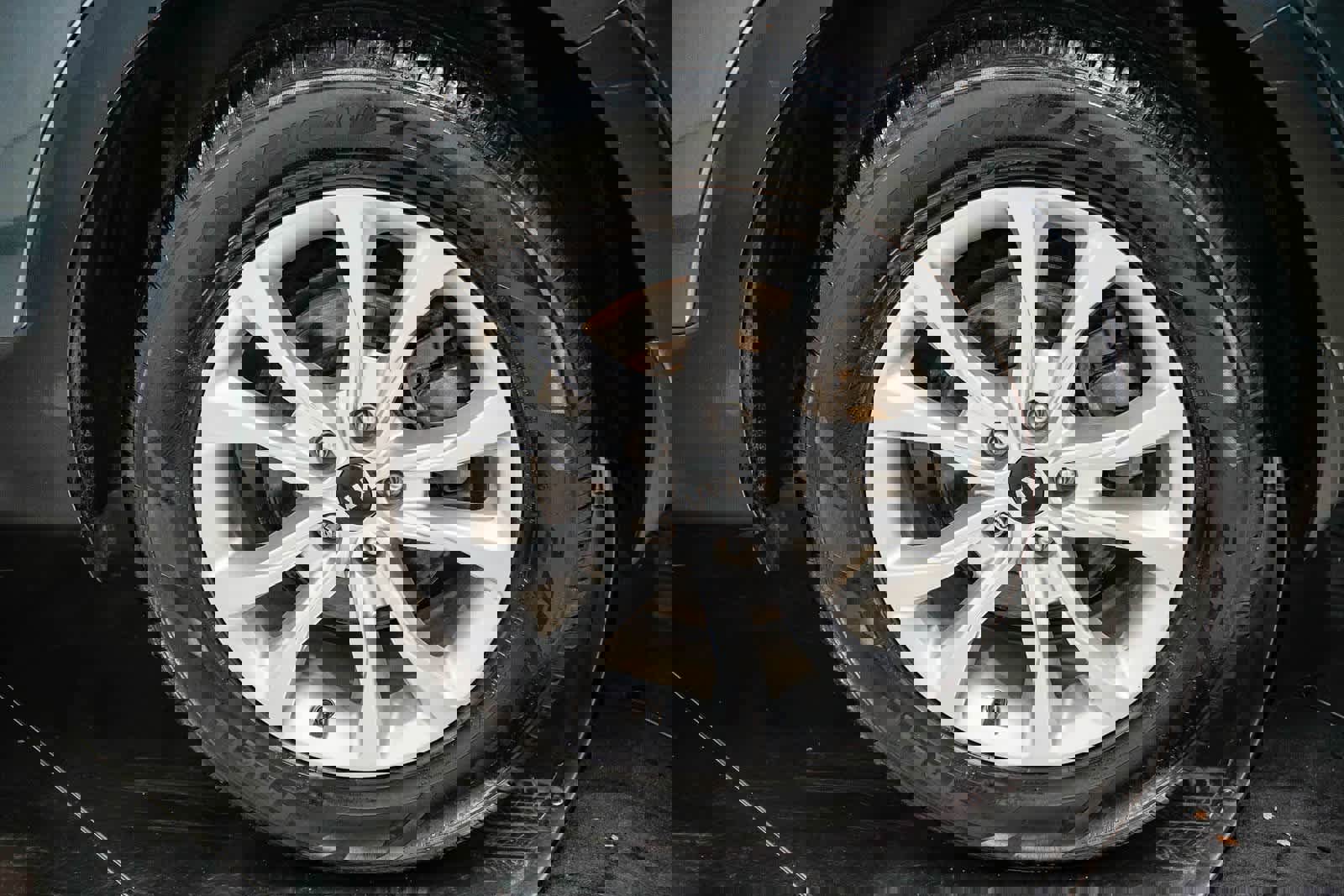 Used 2021 Kia Telluride LX image 10