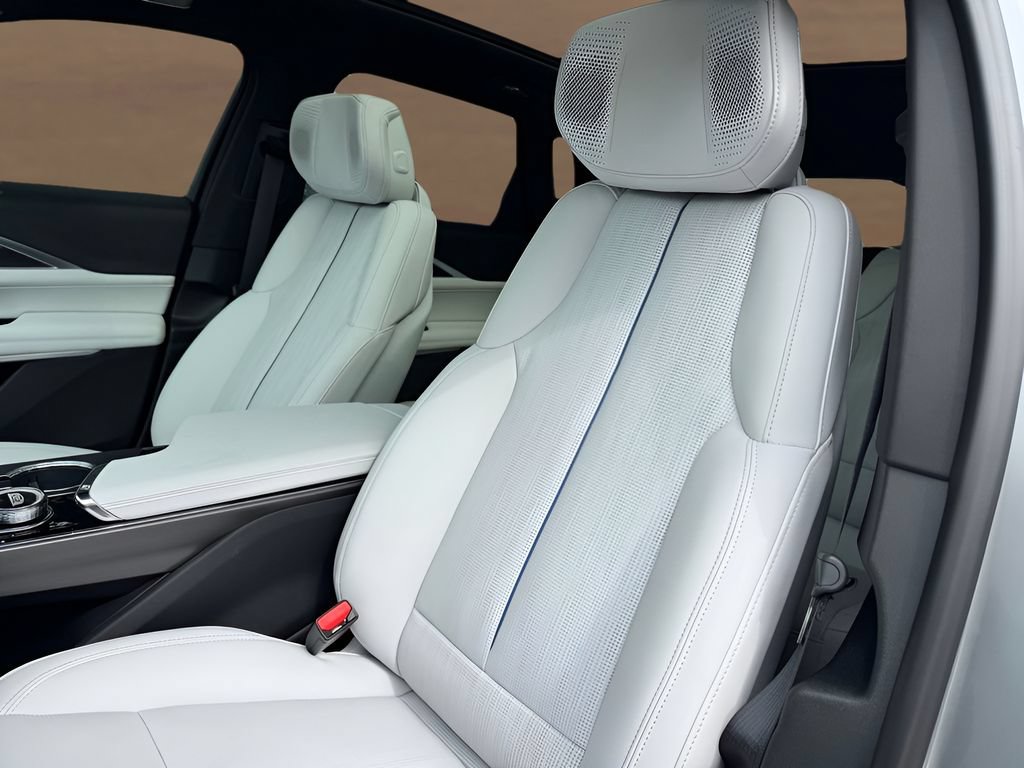 New 2026 Cadillac Lyriq Premium Sport w/ LPO, Floor Liner Package AWD/4WD image 10