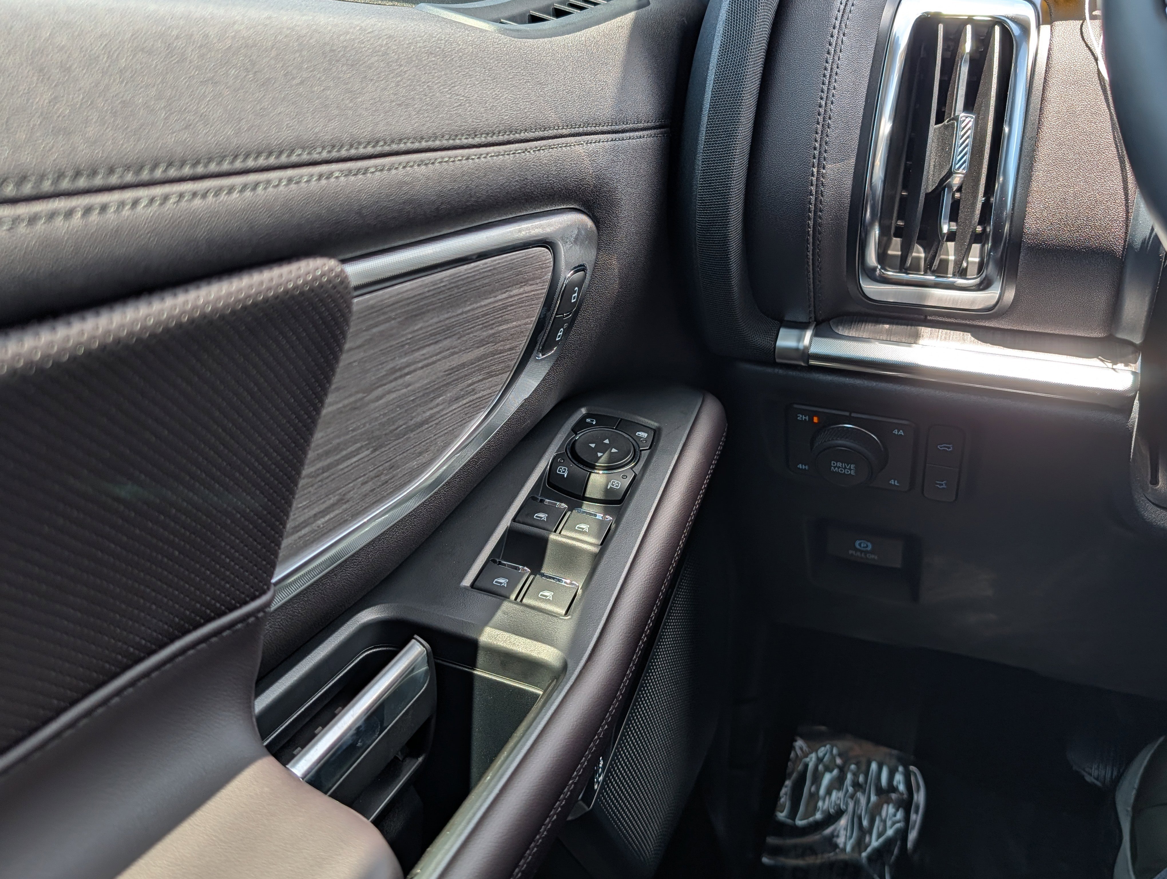 New 2026 Ford Expedition Max Platinum AWD/4WD image 30