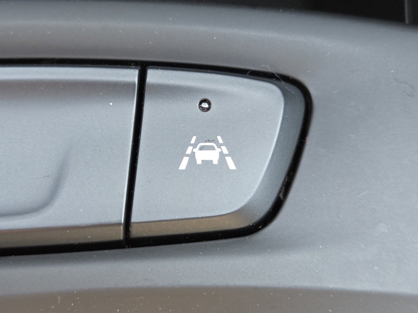 Used 2024 Chevrolet Trax LS FWD image 5