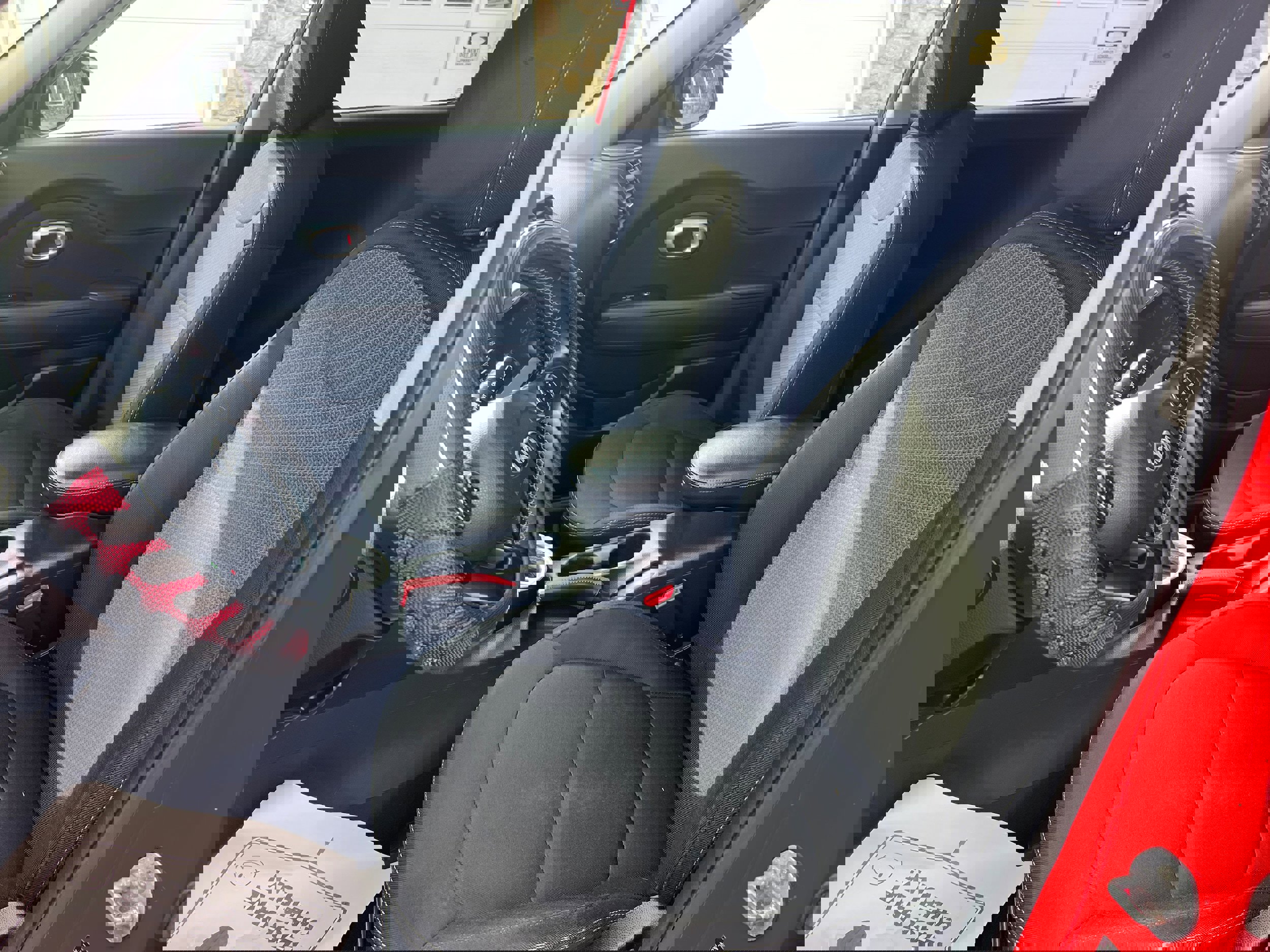 Used 2018 Kia Soul + image 12