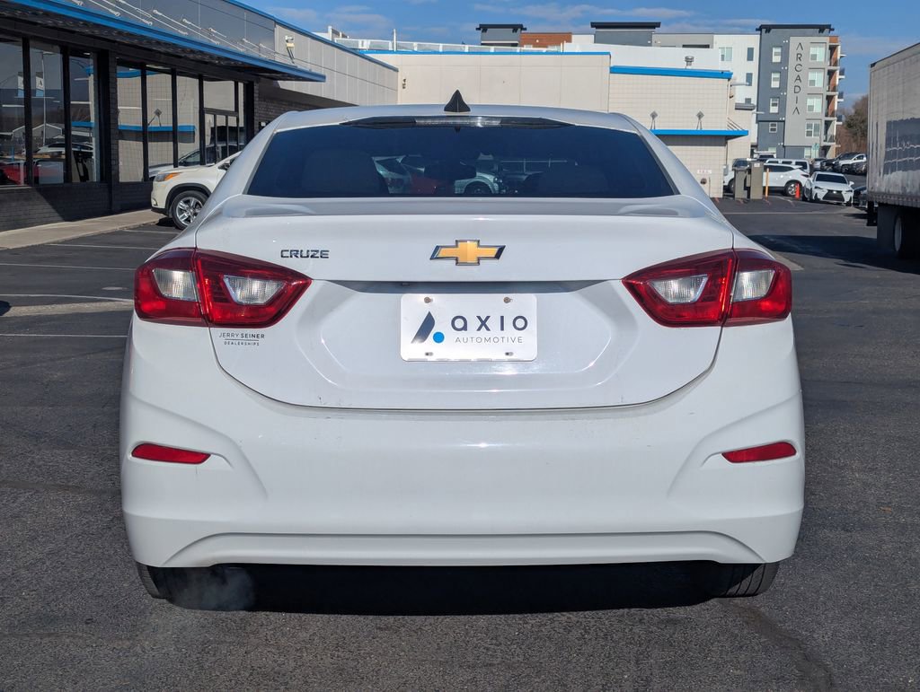 Used 2018 Chevrolet Cruze LS FWD image 6