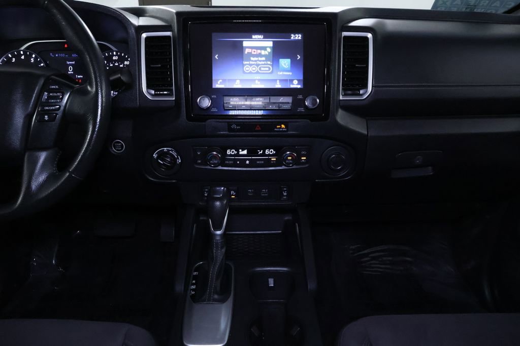 Used 2024 Nissan Frontier SV w/ SV Convenience Package image 15