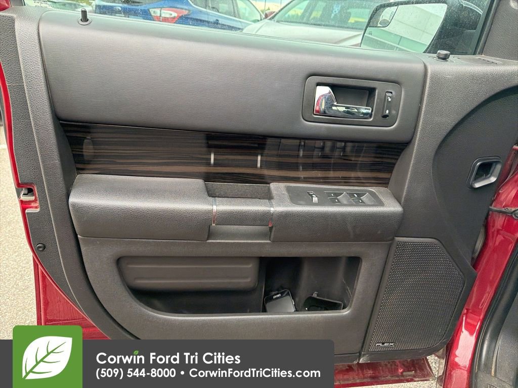 Used 2013 Ford Flex SEL image 7