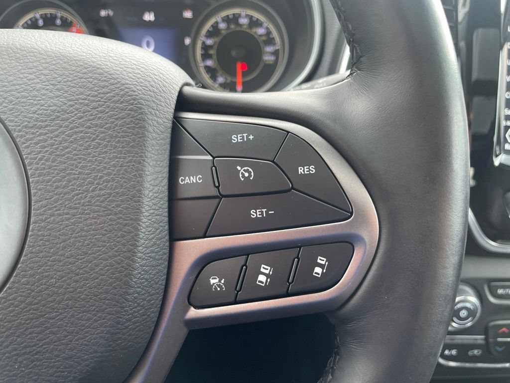 Used 2021 Jeep Cherokee Limited AWD/4WD image 27