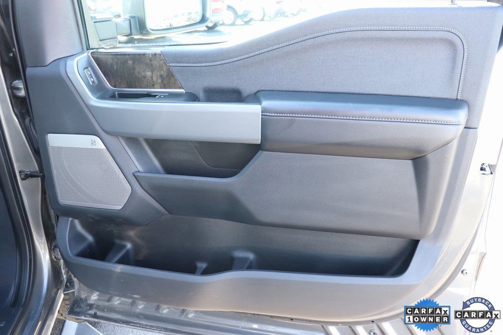 Used 2024 Ford F250 Lariat w/ Chrome Package image 31