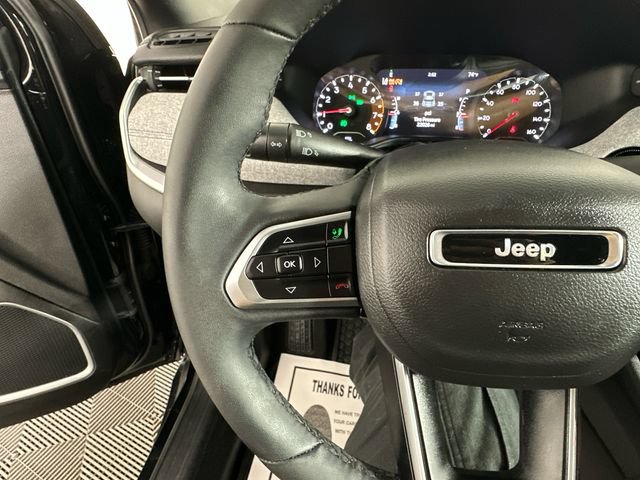 Certified 2023 Jeep Compass Latitude w/ Convenience Group AWD/4WD image 15