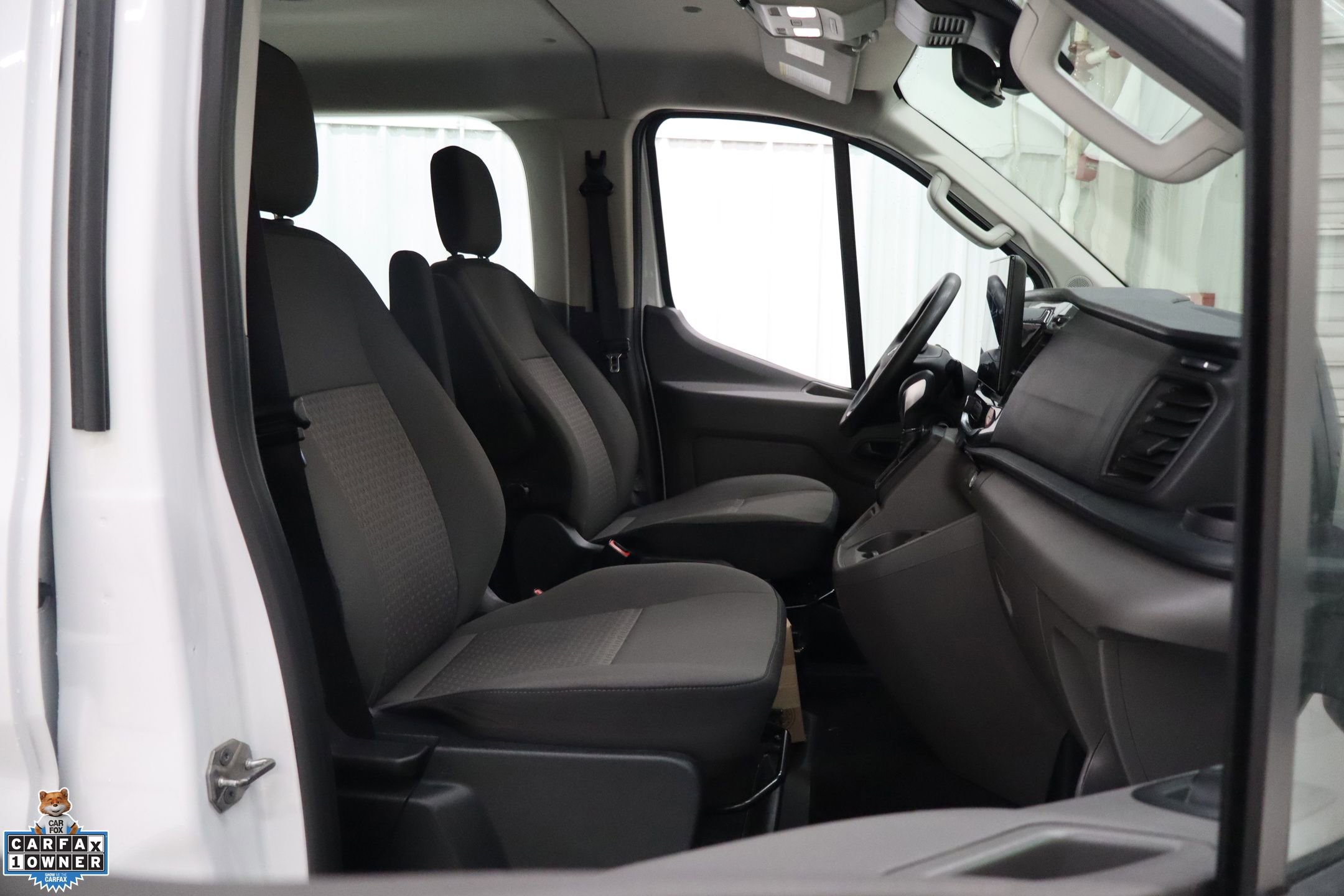 Used 2023 Ford Transit 350 XLT RWD image 28