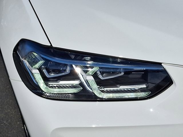 Used 2023 BMW X3 xDrive30i AWD/4WD image 9