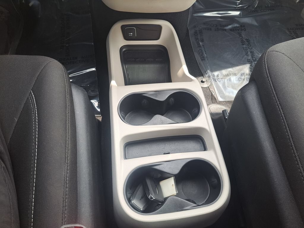 Certified 2023 Chrysler Voyager LX FWD image 18