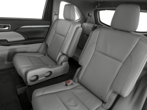 Used 2016 Toyota Highlander XLE AWD/4WD image 17