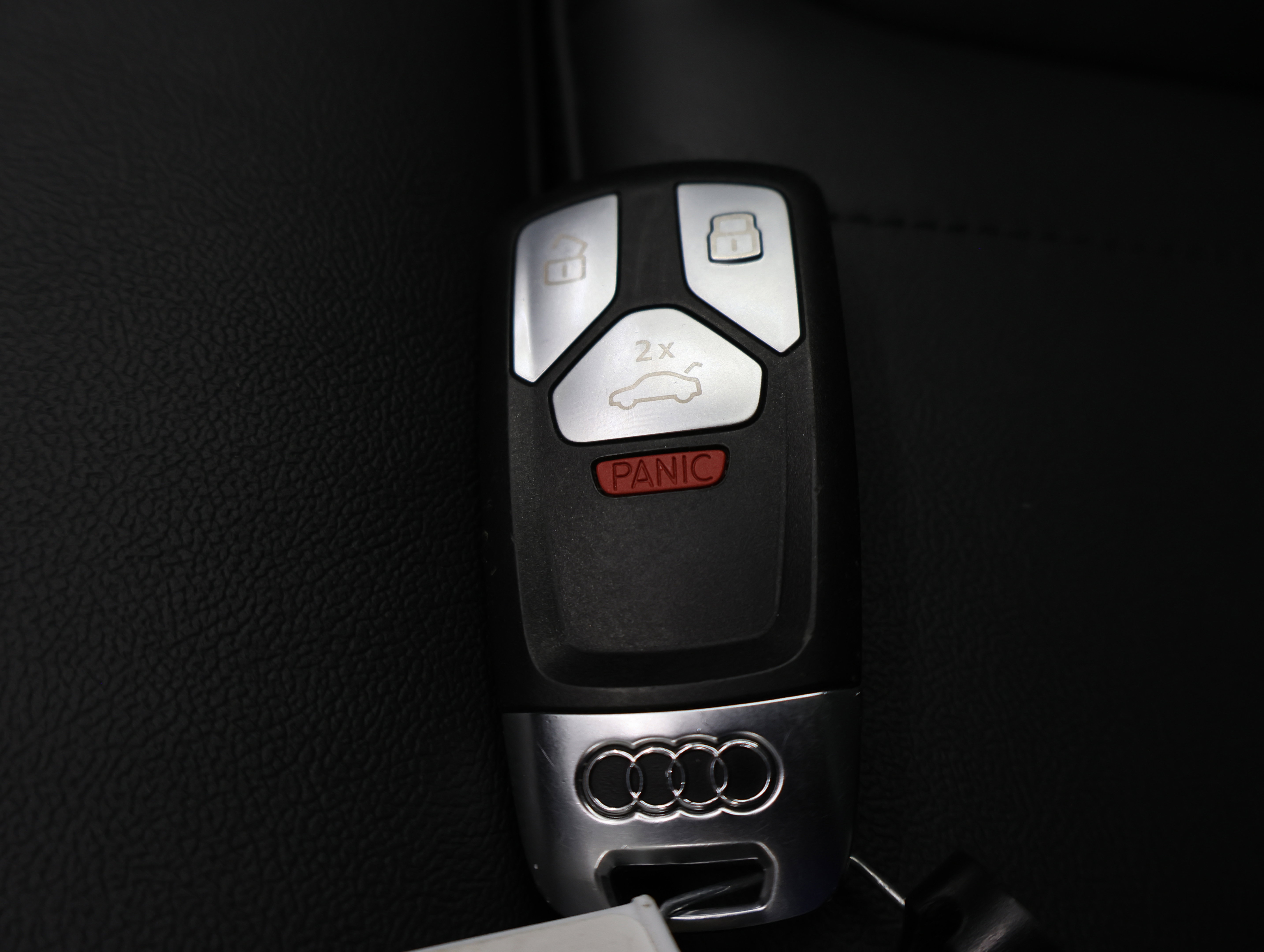 Used 2025 Audi Q5 2.0T Premium image 61