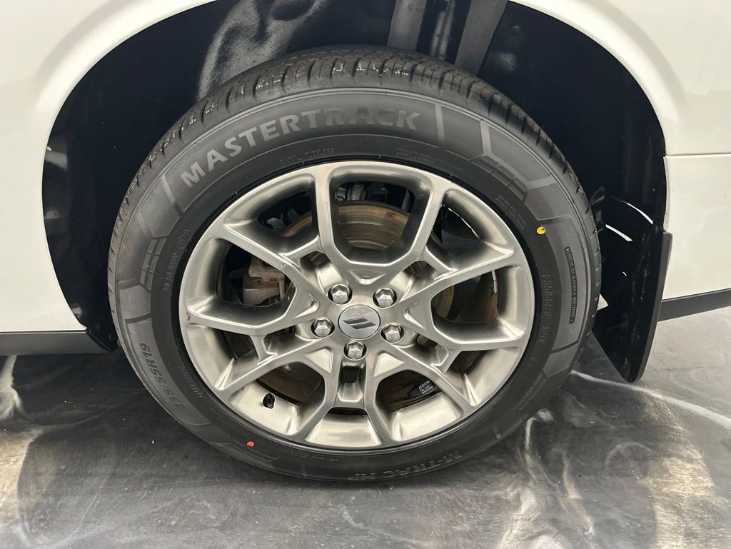 Used 2017 Dodge Challenger GT w/ Premium Sound Group AWD/4WD image 18