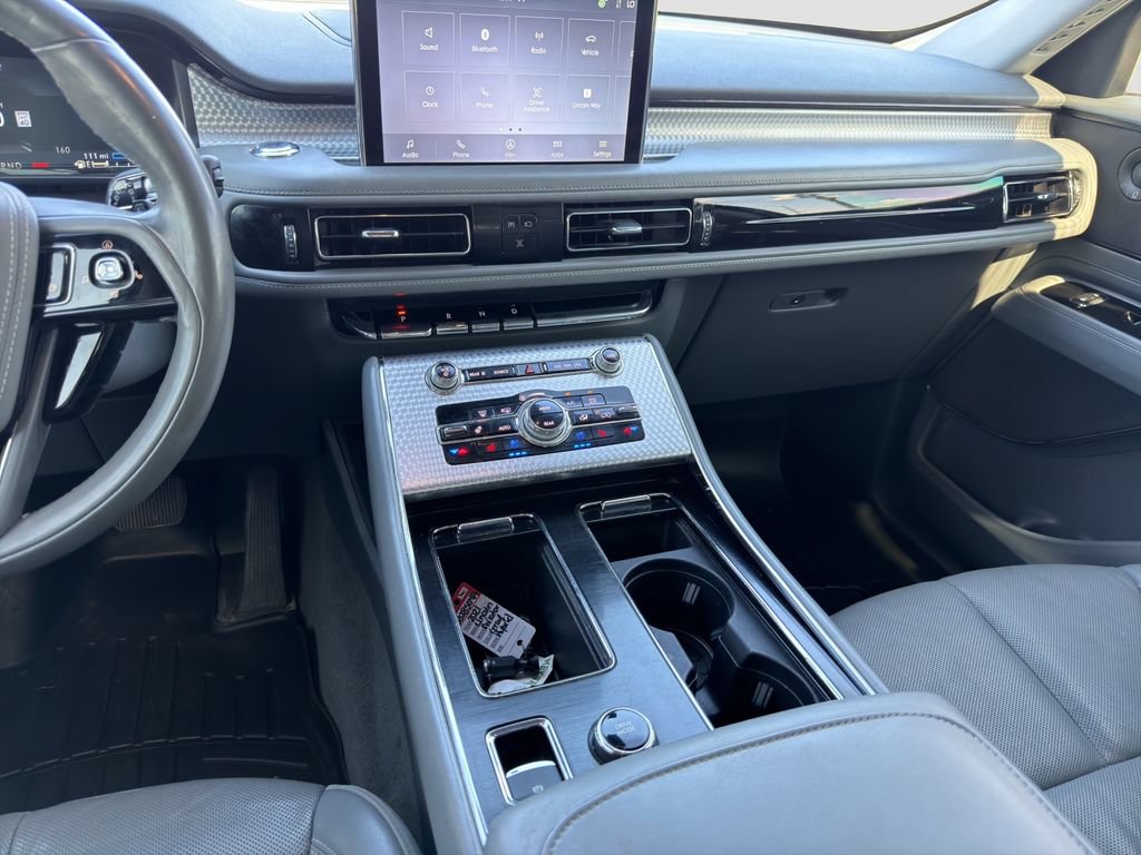 Used 2021 Lincoln Aviator Grand Touring w/ Elements Package Plus AWD/4WD image 15