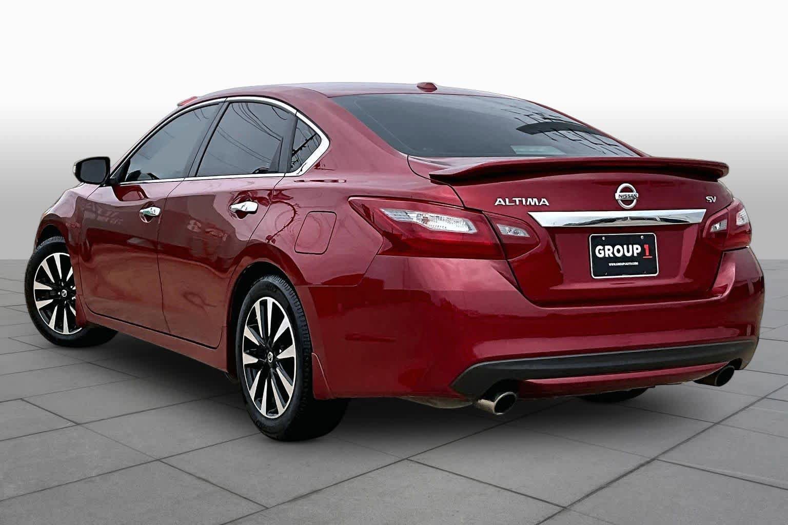 Used 2018 Nissan Altima 2.5 SV w/ 2.5 SV Technology Package FWD image 11
