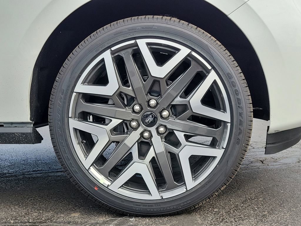 New 2026 Ford Expedition Max Platinum w/ Platinum Ultimate Package image 9