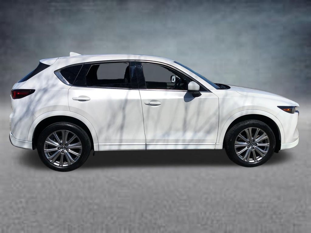 Used 2023 MAZDA CX-5 Signature image 10