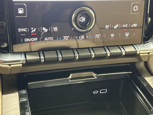 New 2026 GMC Yukon XL Denali w/ Denali Reserve Package RWD image 18