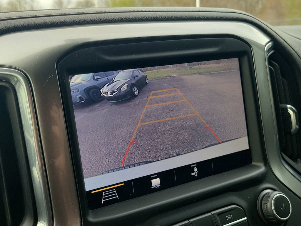 Used 2019 Chevrolet Silverado 1500 LT Trail Boss AWD/4WD image 18