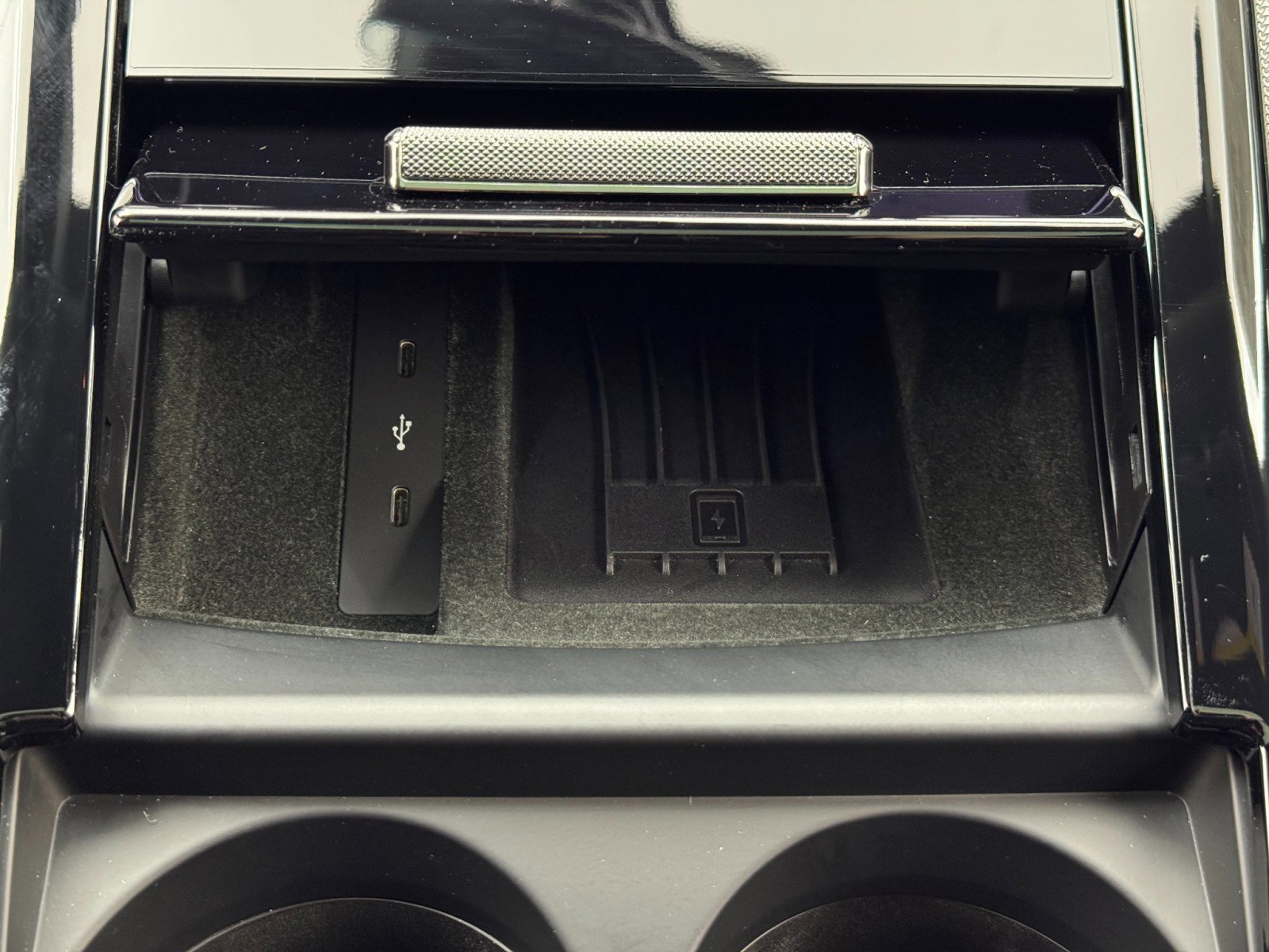 Used 2025 Porsche Panamera 4S image 33