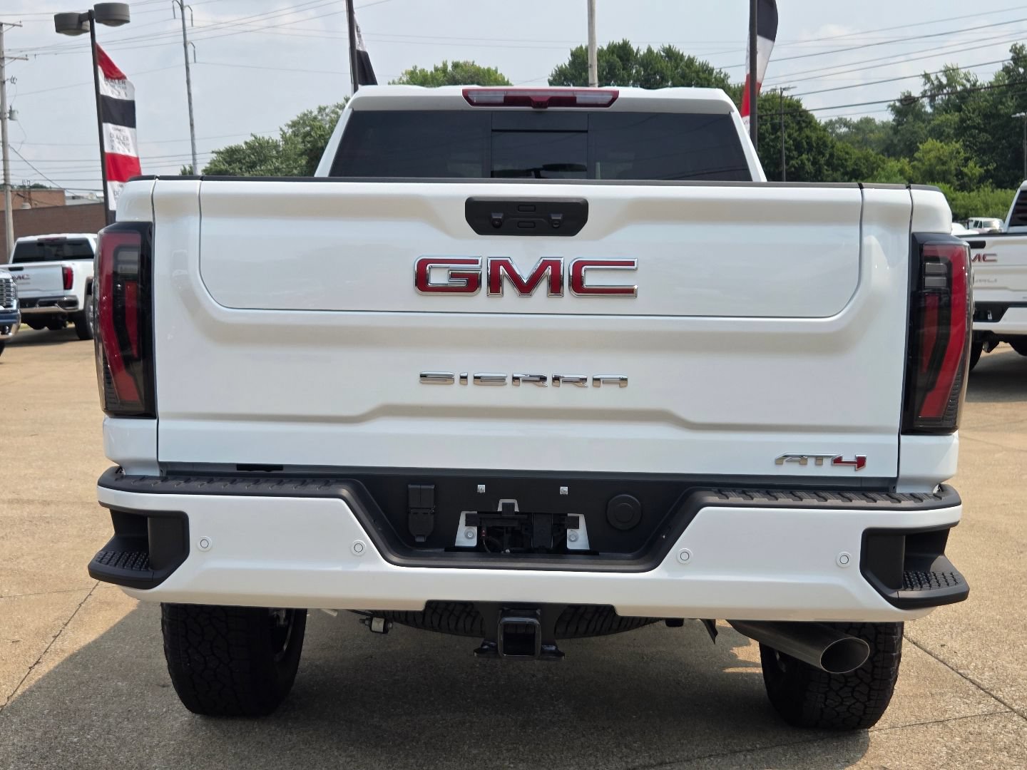 New 2026 GMC Sierra 2500 AT4 AWD/4WD image 17