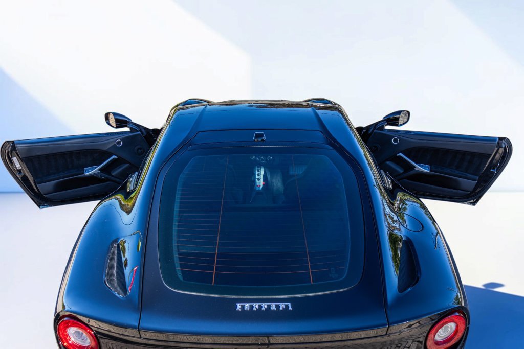 Used 2014 Ferrari F12 Berlinetta RWD image 23