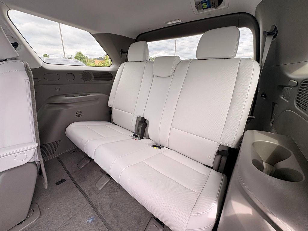 New 2026 Hyundai Palisade SEL Premium w/ Tow & Go Package FWD image 27