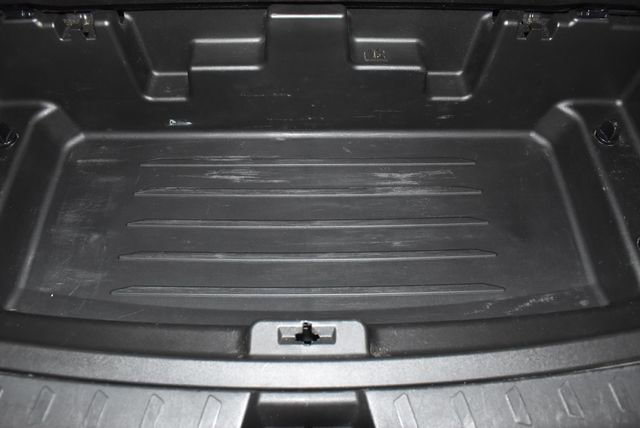 Used 2022 Chevrolet Traverse LS image 34